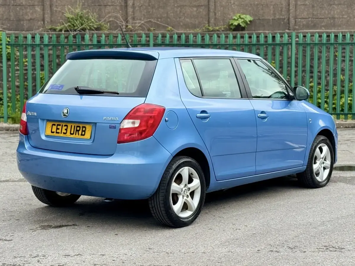 Used Skoda Fabia SE 2013 Blue Hatchback