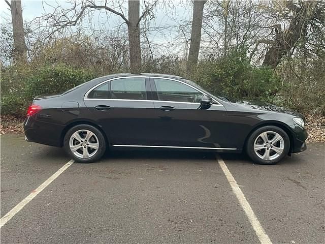 Used Mercedes E220 SE 2016 Black Sedan