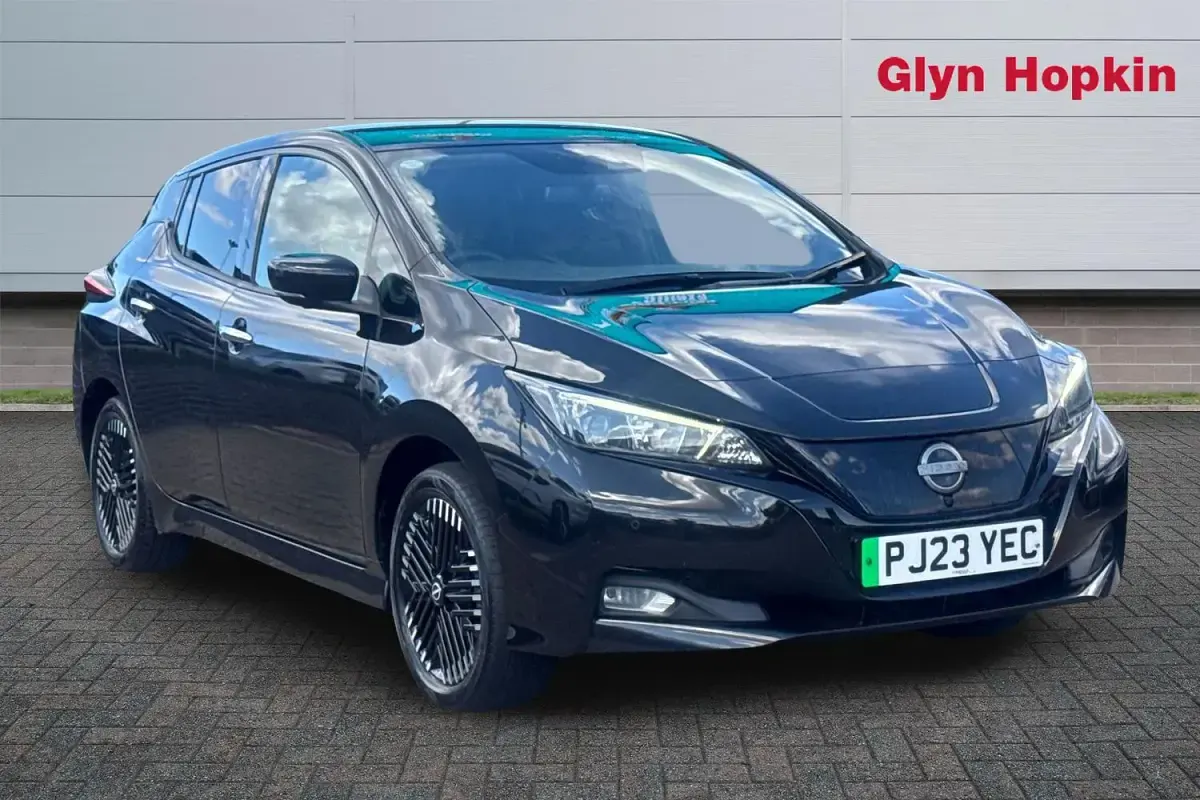 Used Nissan Leaf N-Connecta 160 kW (218 HP) 2022 Hatchback
