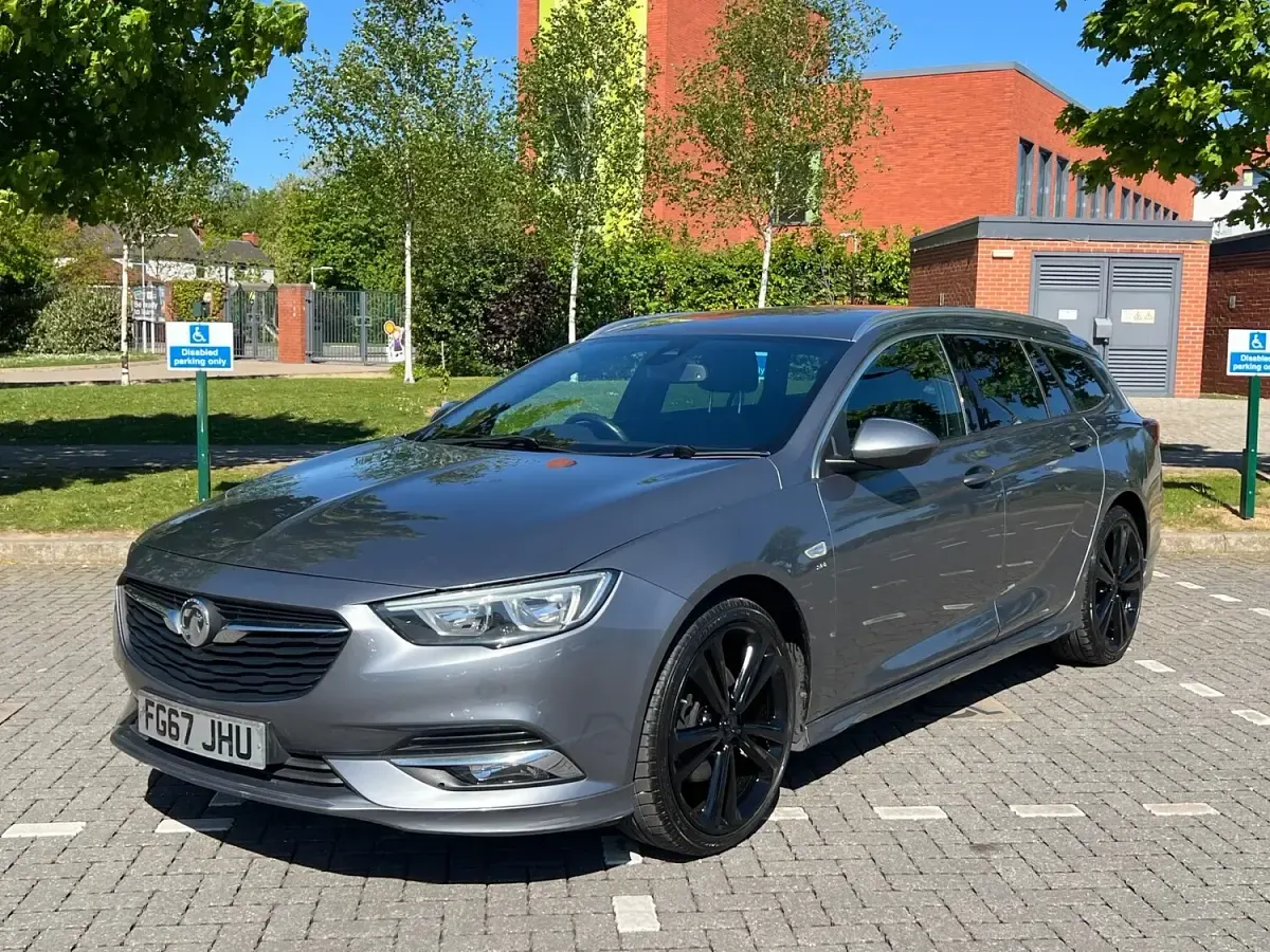 Used Vauxhall Insignia SRi 2017 Grey Estate