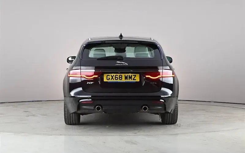 Second-hand Jaguar XF Portfolio 200 CP (147 kW) 2018 Berlinǎ