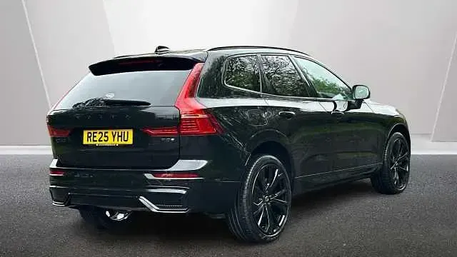 Usado Volvo XC60 Ultra 449 HP (330 kW) 2025 Preto SUV