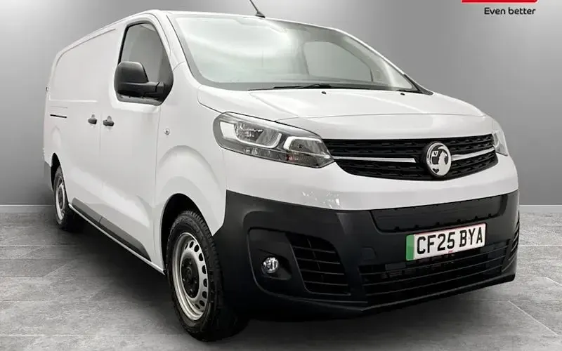 Used Vauxhall Vivaro 100 kW (136 HP) 2025 MPV