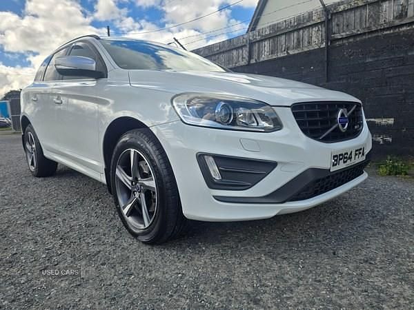 Used Volvo XC60 R-Design 181 HP (133 kW) 2015 White SUV