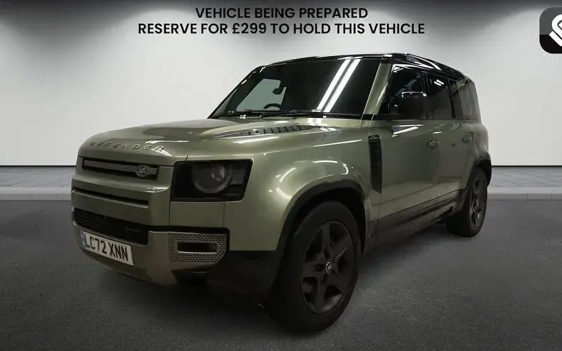 Usado Land Rover Defender SE Dynamic 300 HP (220 kW) 2022 Verde SUV