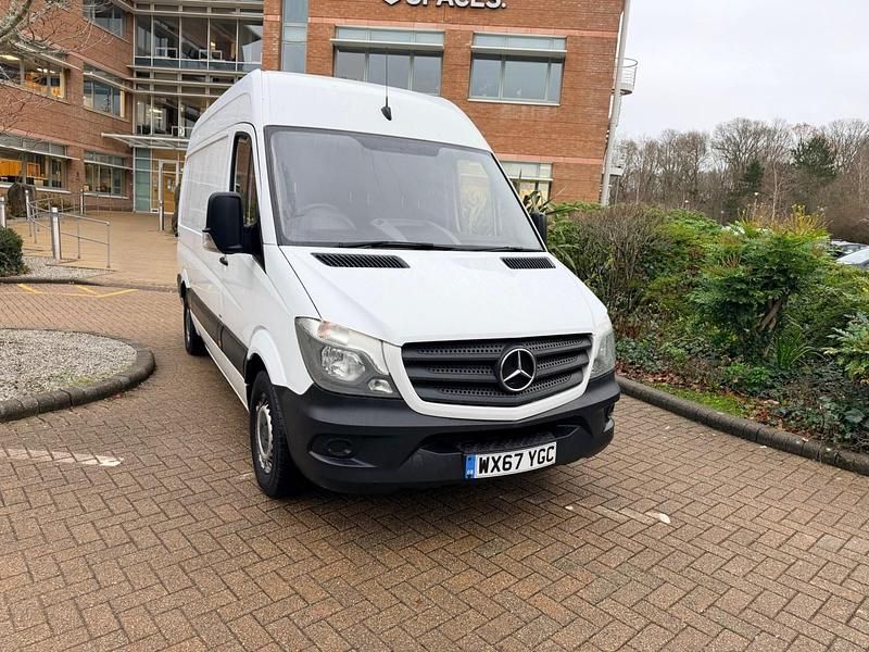 Usado Mercedes Sprinter 140 HP (102 kW) 2017 Branco Van