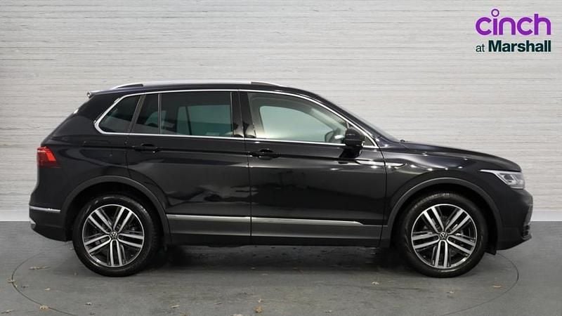 Used VW Tiguan Elegance 150 HP (110 kW) 2023 Black SUV