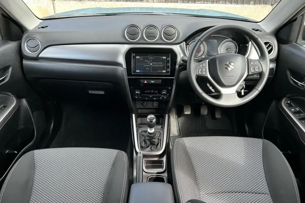 Käytetty Suzuki Vitara SZ-T 2023 Sininen Katumaasturi