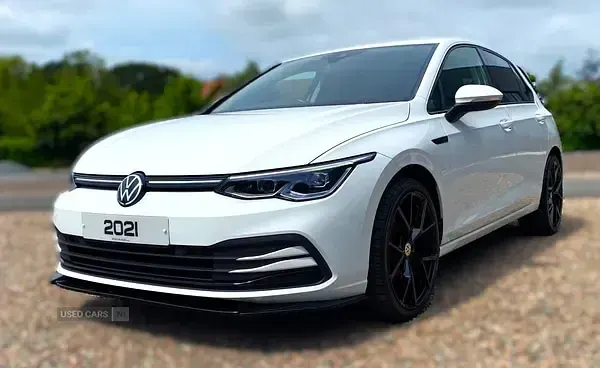 Used VW Golf VII Style 115 HP (84 kW) 2021 White Hatchback