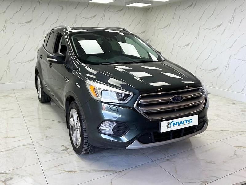 Used Ford Kuga Titanium 180 HP (132 kW) 2016 Green SUV