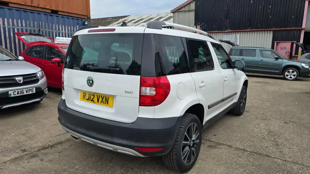 Używany Skoda Yeti 2012 Biały SUV