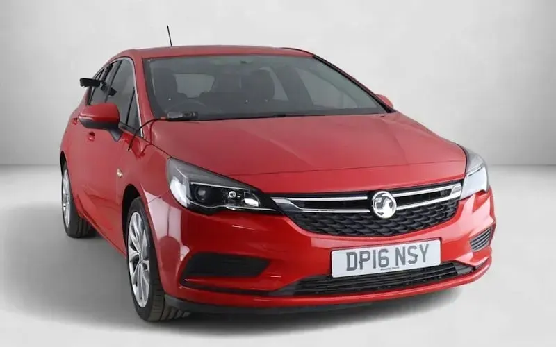 Used Vauxhall Astra Design Edition 136 HP (100 kW) 2019 Hatchback