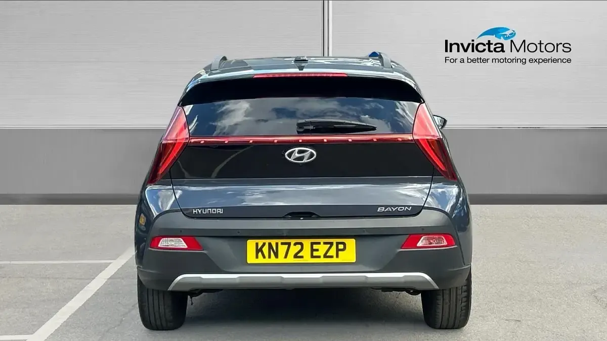 Used Hyundai Bayon Premium 100 HP (73 kW) 2022 Grey SUV