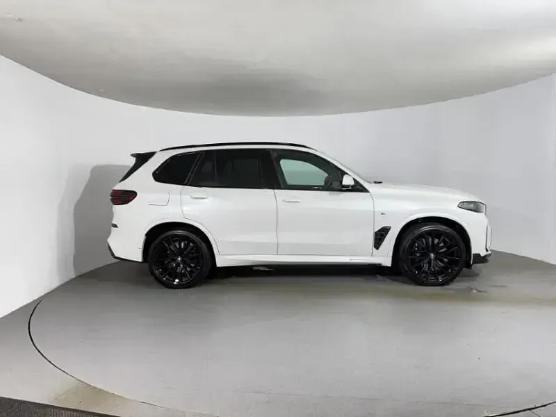 Used BMW X5 M Sport 490 HP (360 kW) 2025 White SUV