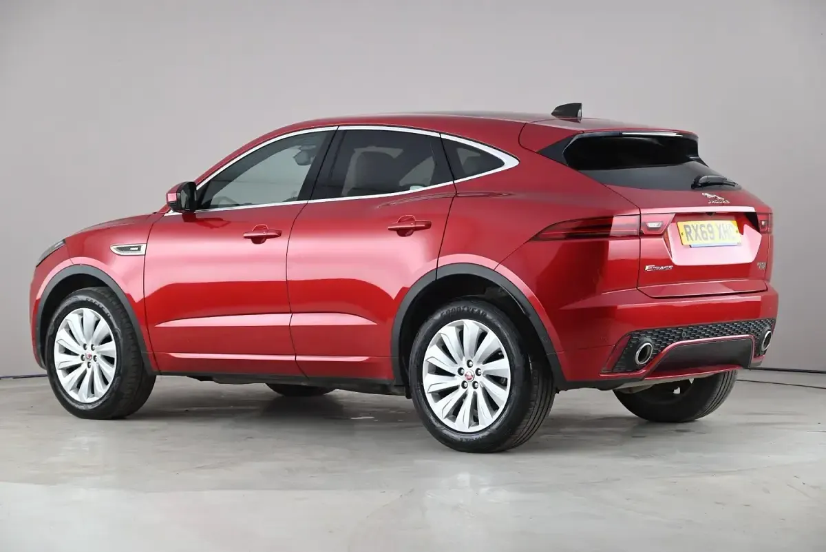 Used Jaguar E-Pace R-Dynamic 249 HP (183 kW) 2019 Red SUV