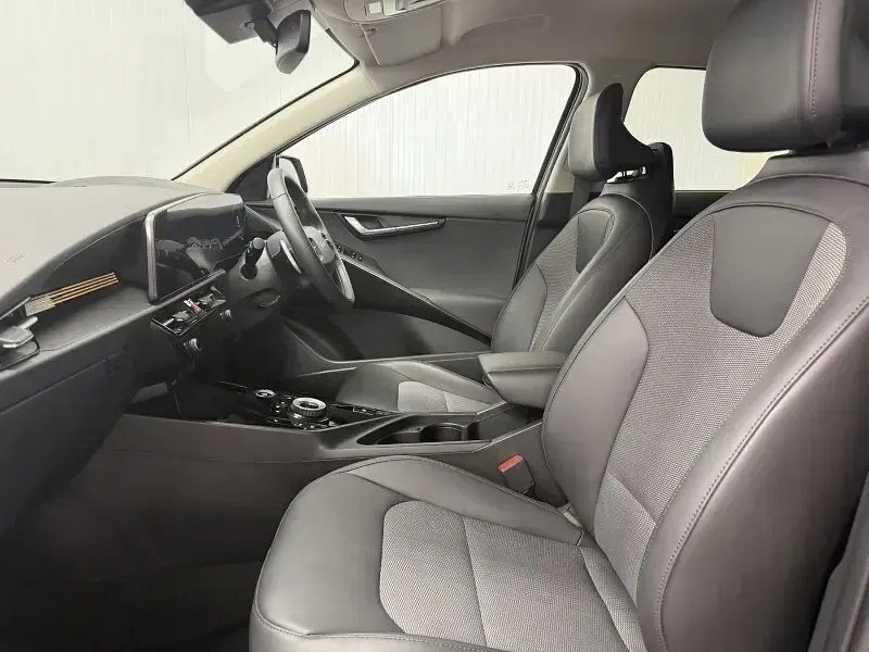 Used Kia Niro 150 kW (204 HP) 2023 Grey SUV