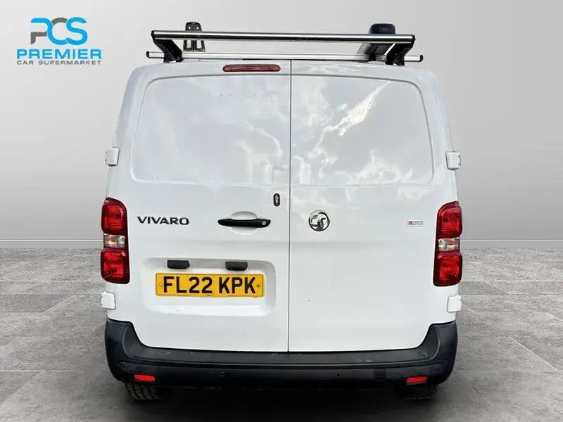 Used Vauxhall Vivaro 145 HP (106 kW) 2022 White MPV
