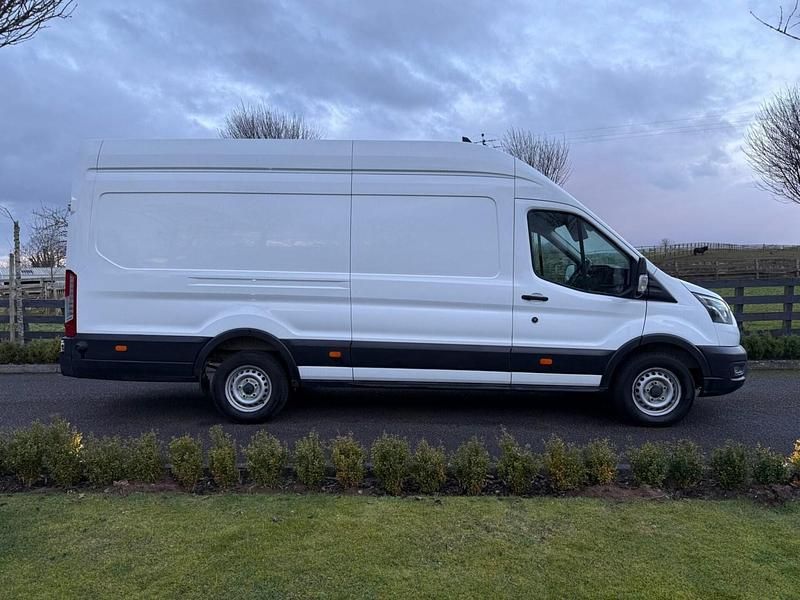 Used Ford Transit 130 HP (95 kW) 2022 White Van