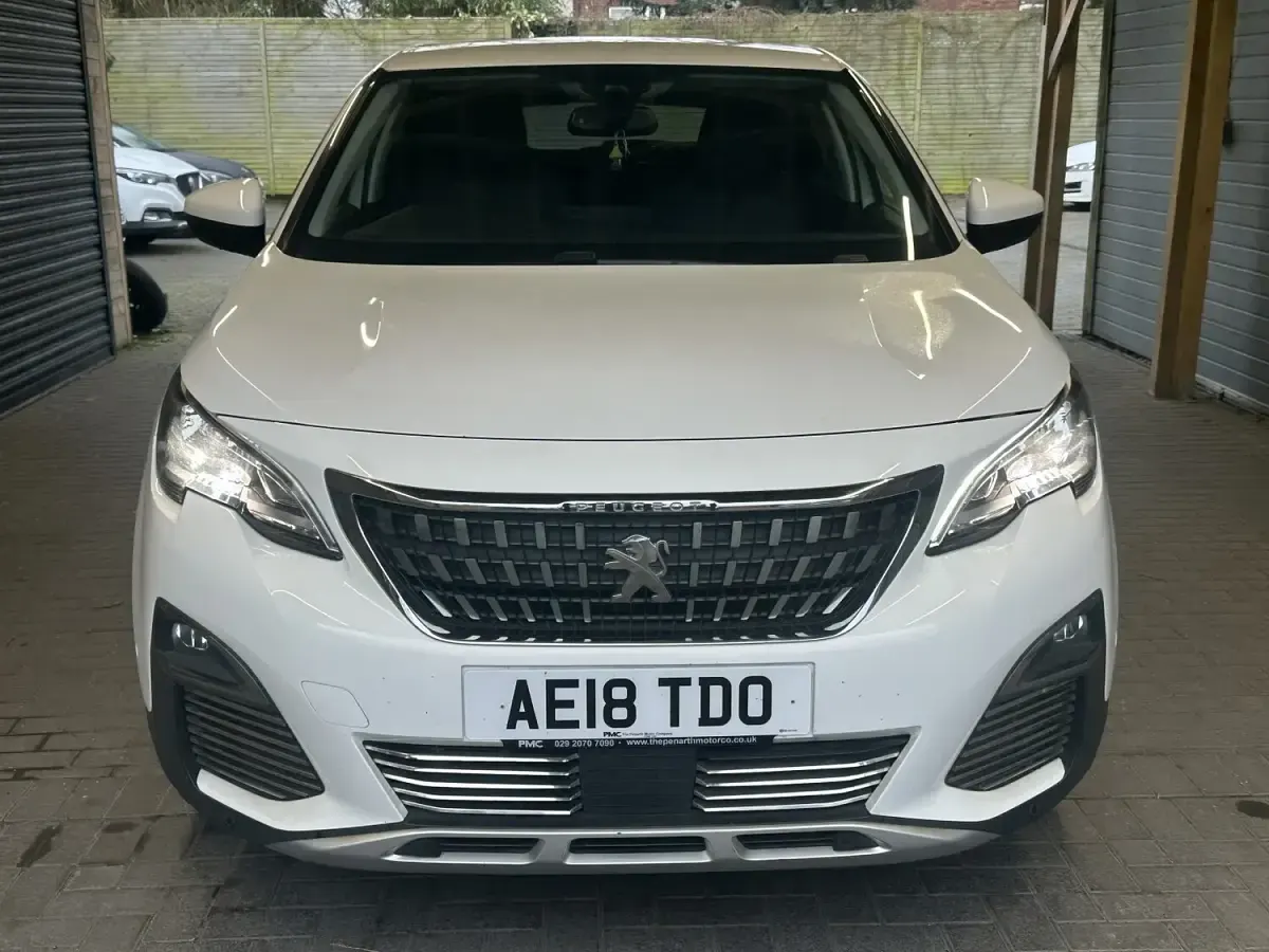 Second-hand Peugeot 3008 Allure 118 CP (86 kW) 2018 Alb SUV