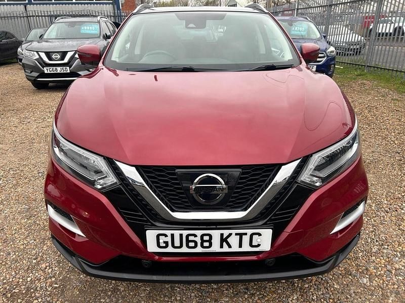 Used Nissan Qashqai S 2018 Red SUV