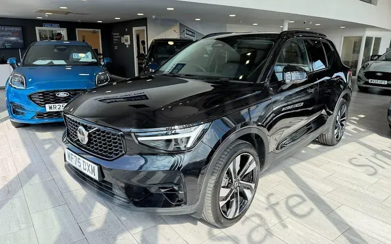 Usado Volvo XC40 Ultra 197 HP (144 kW) 2026 SUV