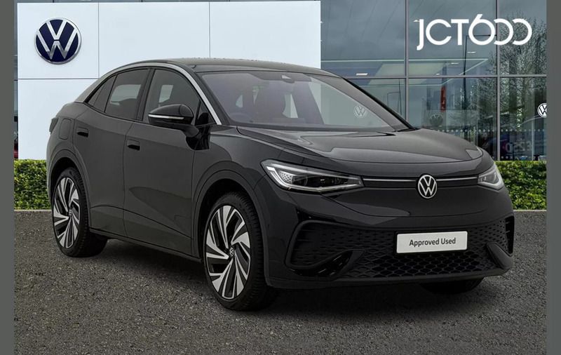 Black Used 2025 VW ID.5 Pro SUV | £30,630 (Super price) - Image 1/4