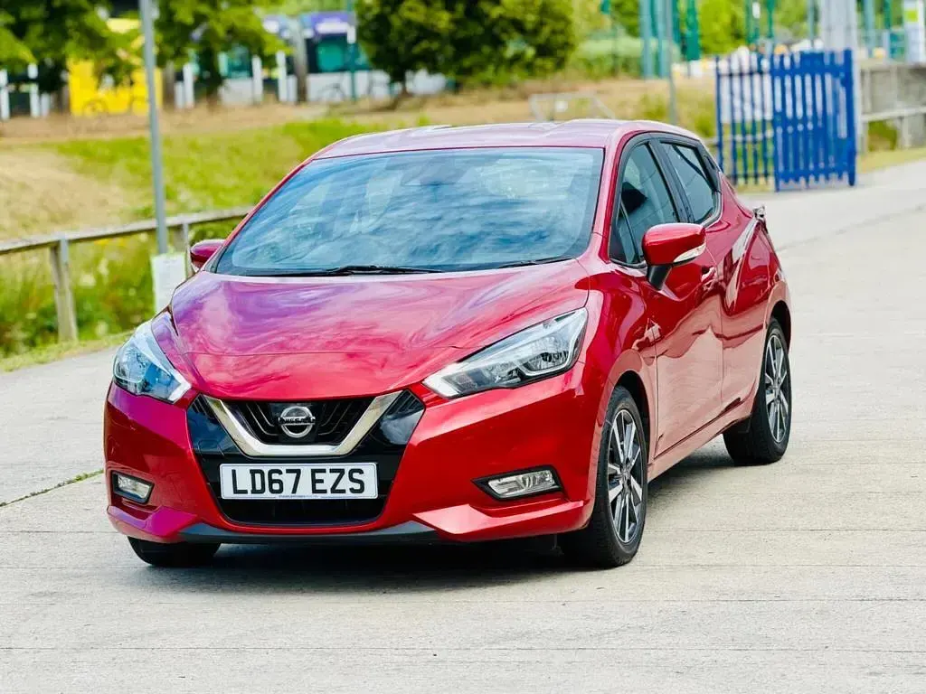 Used Nissan Micra Acenta 90 HP (66 kW) 2017 Red Hatchback