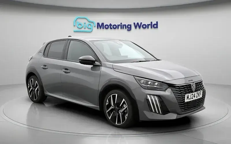 Second-hand Peugeot 208 GT 102 CP (75 kW) 2024 Gri Hatchback