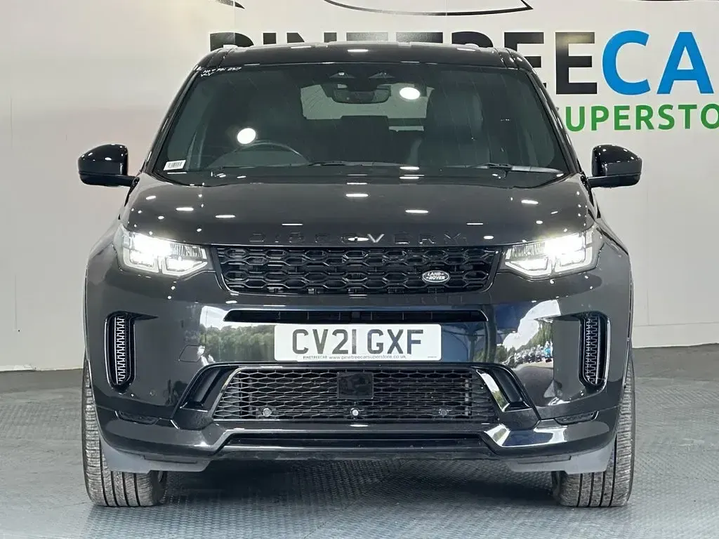 Used Land Rover Discovery 5 R-Dynamic 204 HP (150 kW) 2021 Black SUV