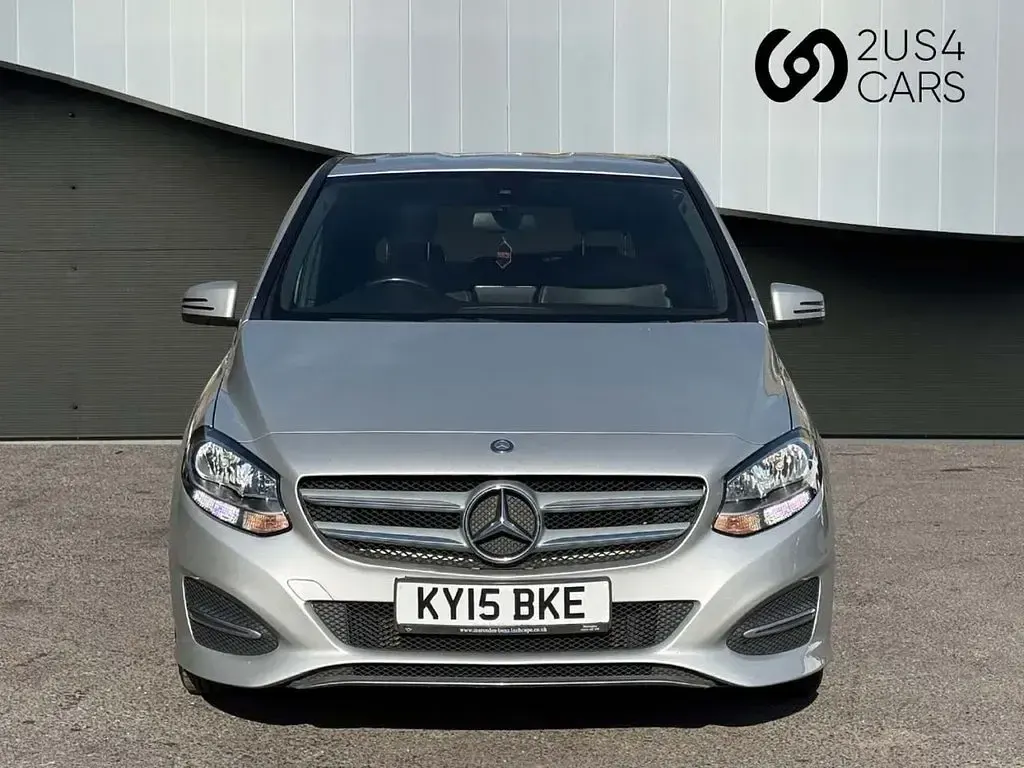 Used Mercedes B180 SE 109 HP (80 kW) 2015 Silver Hatchback