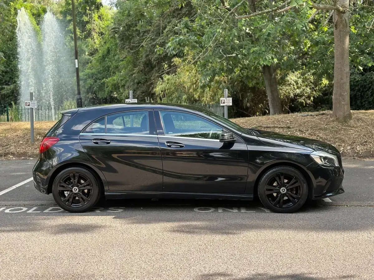 Used Mercedes A180 Premium 2016 Black Hatchback