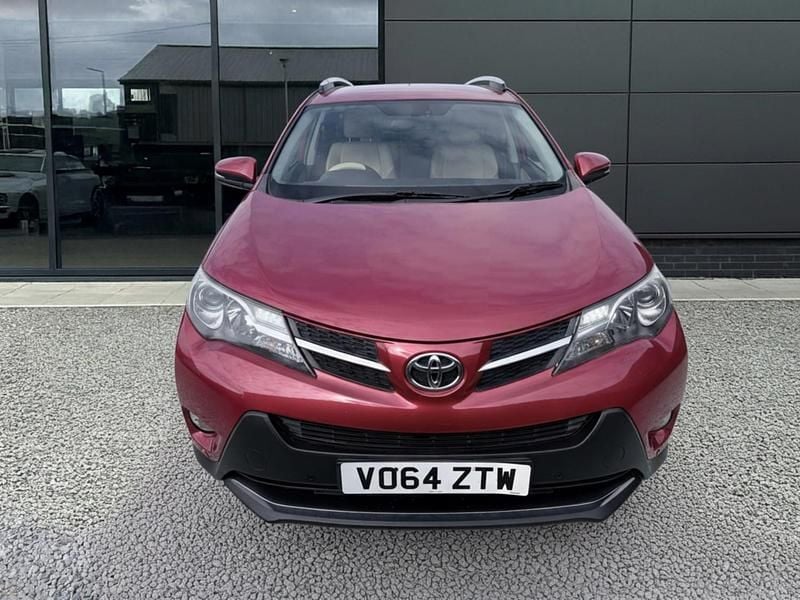 Used Toyota RAV4 150 HP (110 kW) 2014 Red SUV