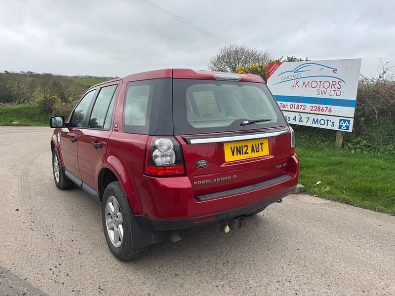 Used Land Rover Freelander 2 S 150 HP (110 kW) 2012 Red SUV