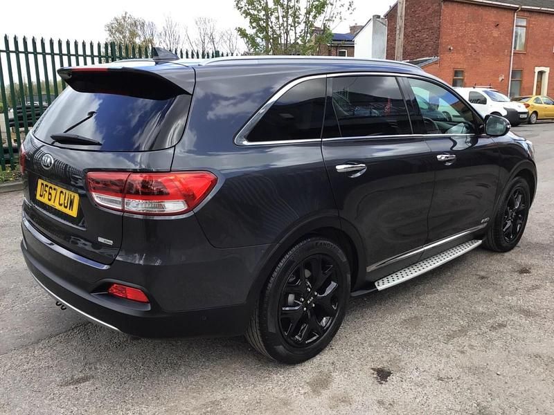 Used Kia Sorento 200 HP (147 kW) 2017 Grey SUV