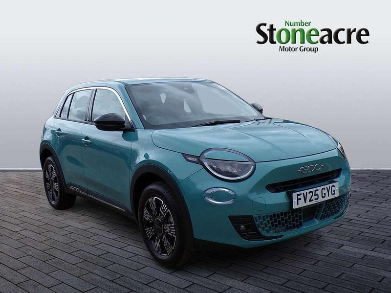 Blue New 2025 Fiat 600 SUV | £19,995 (Good price) - Image 1/4