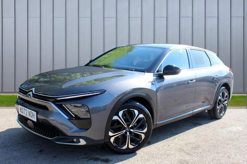 Grey Used 2023 Citroën C5 X PureTech Hatchback | £15,389 (Fair price) - Image 1/4