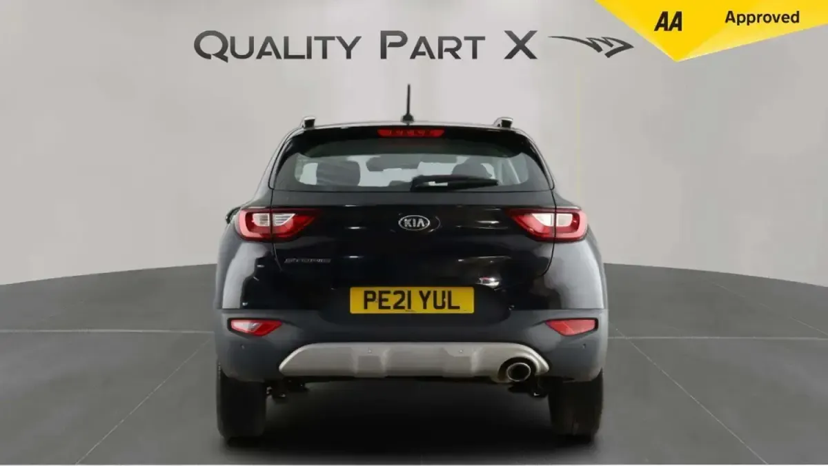 Używany Kia Stonic 100 KM (73 kW) 2021 Czarny SUV