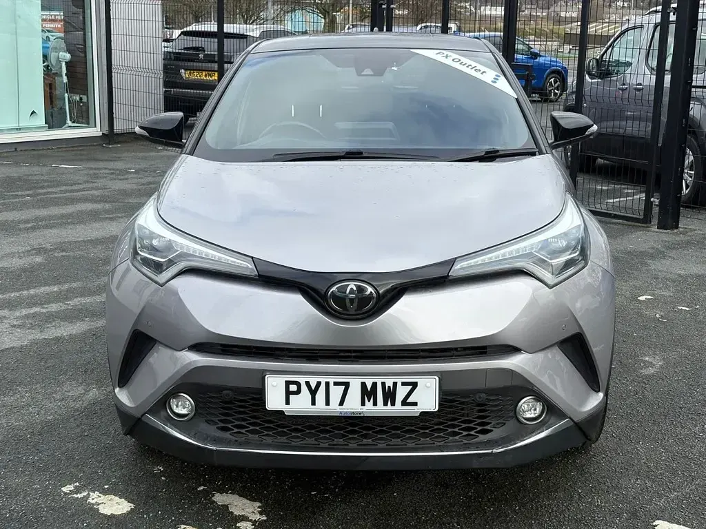 Used Toyota C-HR 116 HP (85 kW) 2017 Silver SUV