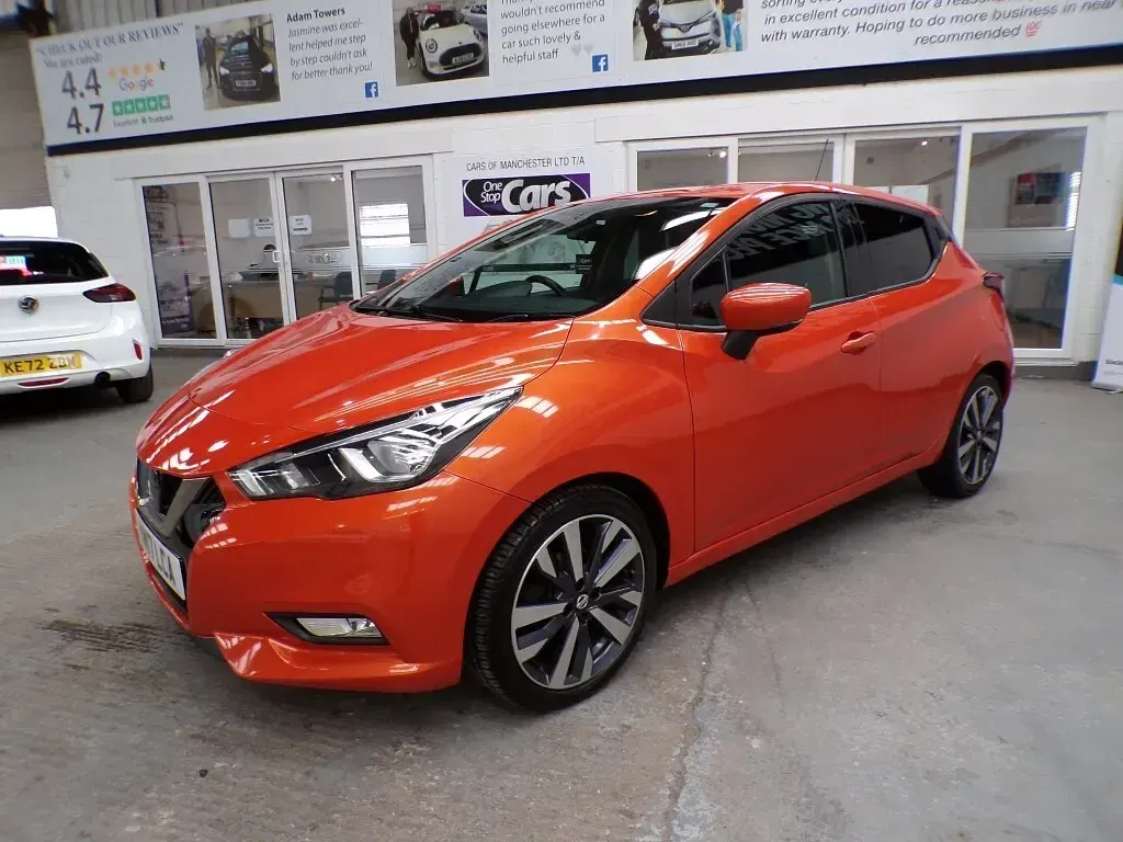 Usado Nissan Micra Tekna 90 HP (66 kW) 2017 Laranja Citadino