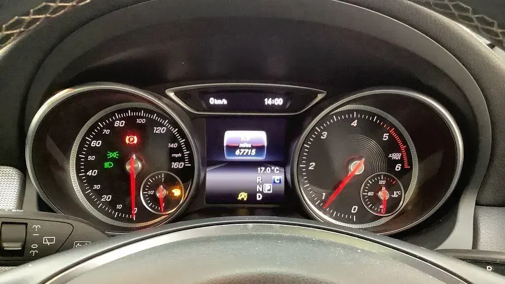 Used Mercedes GLA200 Premium Plus 2017 Silver SUV