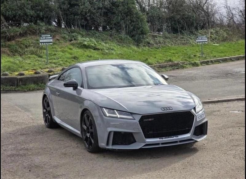 Used Audi TT RS Comfort 400 HP (294 kW) 2018 Grey Coupe