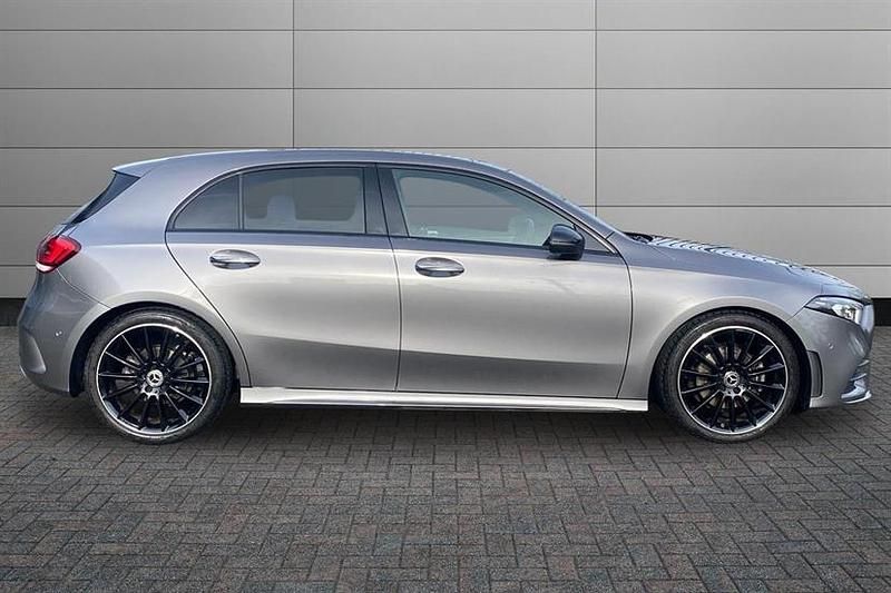 Used Mercedes A180 AMG Line Premium Plus 136 HP (100 kW) 2022 Grey Hatchback