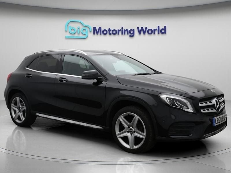 Black Used 2020 Mercedes GLA180 AMG line SUV | £14,100 (Fair price) - Image 1/4