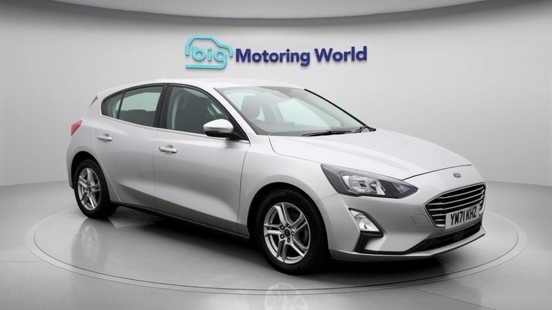 Used 2022 Ford Focus Zetec | £10,200 (Super price) - Image 1/4