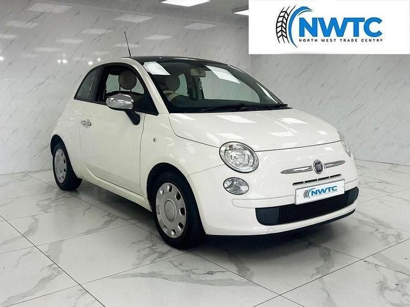 White Used 2010 Fiat 500 Pop Hatchback | £2,395 (Good price) - Image 1/4
