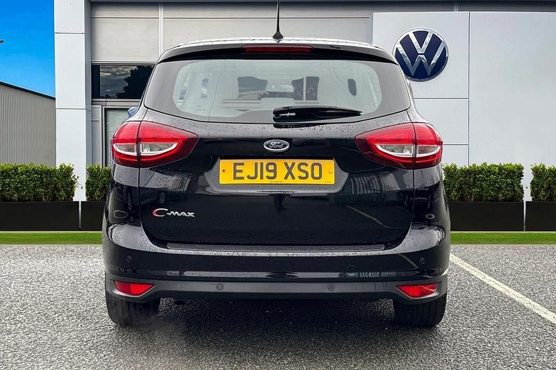 Used Ford C-MAX Titanium 128 HP (94 kW) 2019 Black MPV