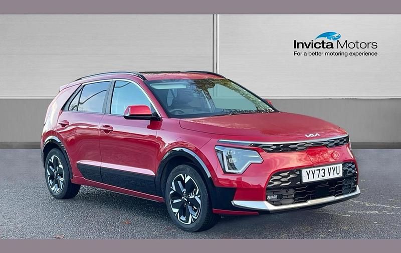 Red Used 2023 Kia e-Niro SUV | £22,500 (Fair price) - Image 1/4