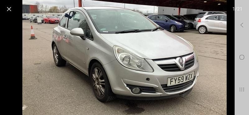 Used Vauxhall Corsa Club 89 HP (65 kW) 2009 Silver Hatchback