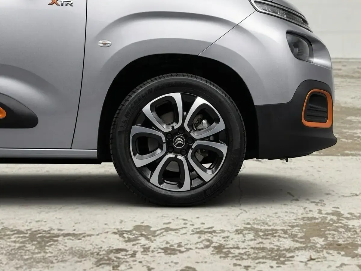 Used Citroën e-Berlingo XTR 100 kW (136 HP) 2021 Grey MPV