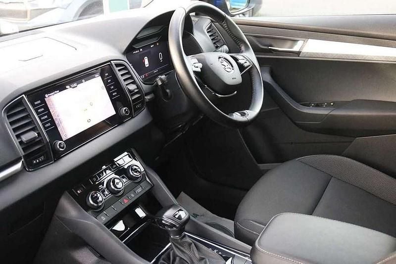 Used Skoda Karoq SE Drive 150 HP (110 kW) 2022 Energy blue SUV